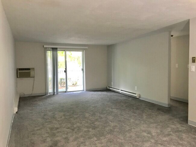 Greentree Condominiums - Greentree Condominiums