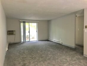 Building Photo - 65 Webster St