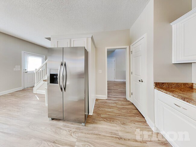 Foto del edificio - 63 Summer Brook Ct