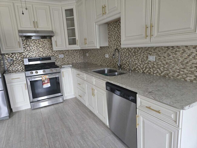 Foto del edificio - 8325 Chestnut Ct