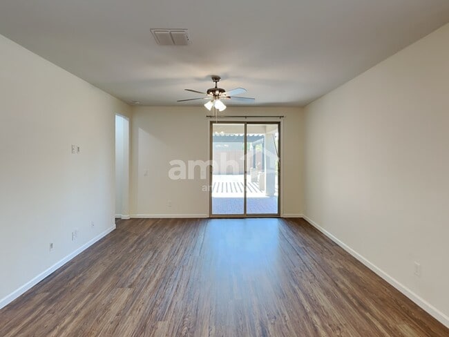 Building Photo - 215 E Salerno Way