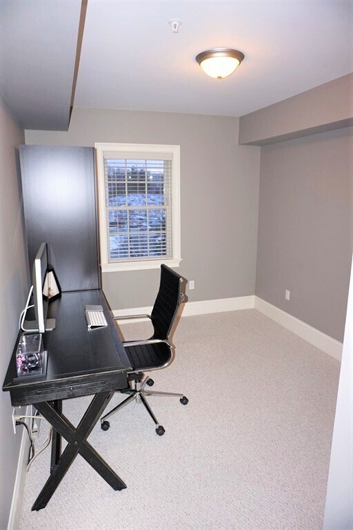 Building Photo - 255 Winter St