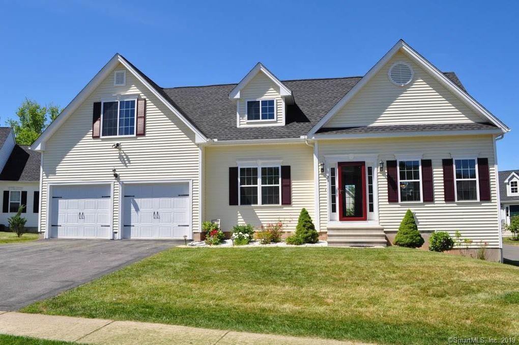 51 Steeple View Dr, Ellington, CT 06029 House Rental in Ellington, CT