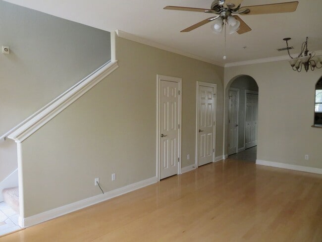Building Photo - MORADO COVE CONDOS  --  FREE RENT - CALL F...
