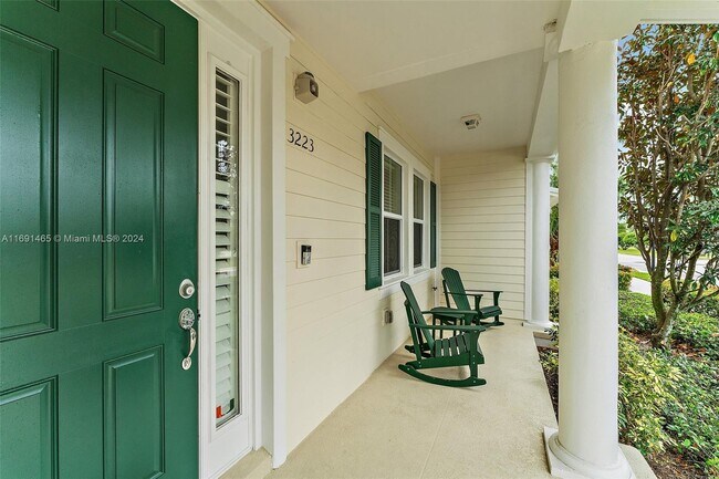 Foto del edificio - 3223 Hemingway Dr