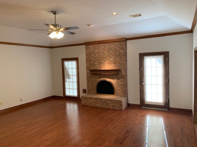 Foto del edificio - 5126 Manorhaven Ln