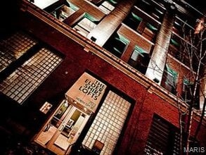 Building Photo - 703 N 13th St