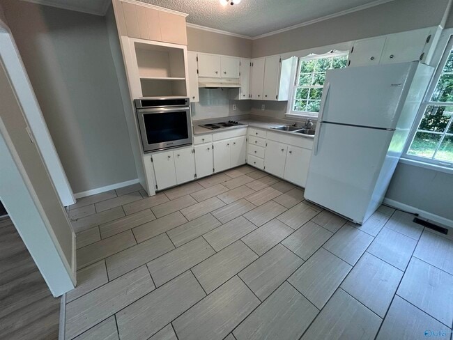 Foto del edificio - 6203 Colfax Rd NW