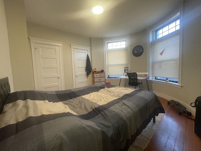 Foto del edificio - 1914 Beacon St