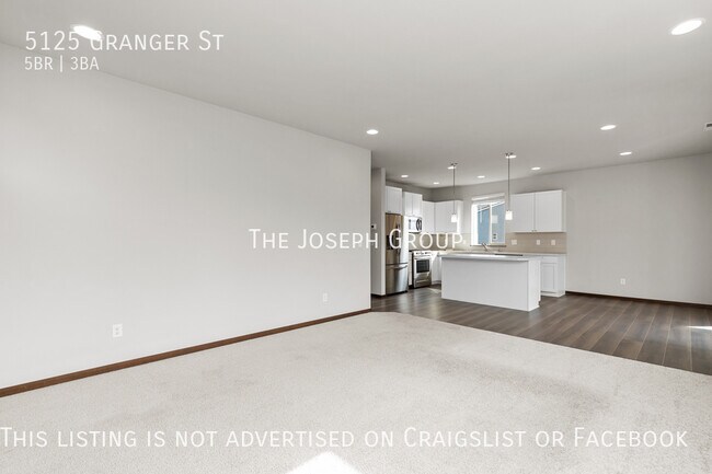 Foto del edificio - Beautiful 5BD/2.75BA Newer Home in Bremerton