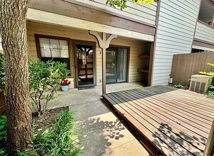 Building Photo - 6382 S 80th E Ave