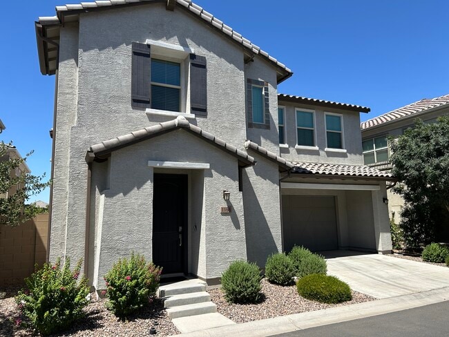 Building Photo - 1168 E Sabino Dr