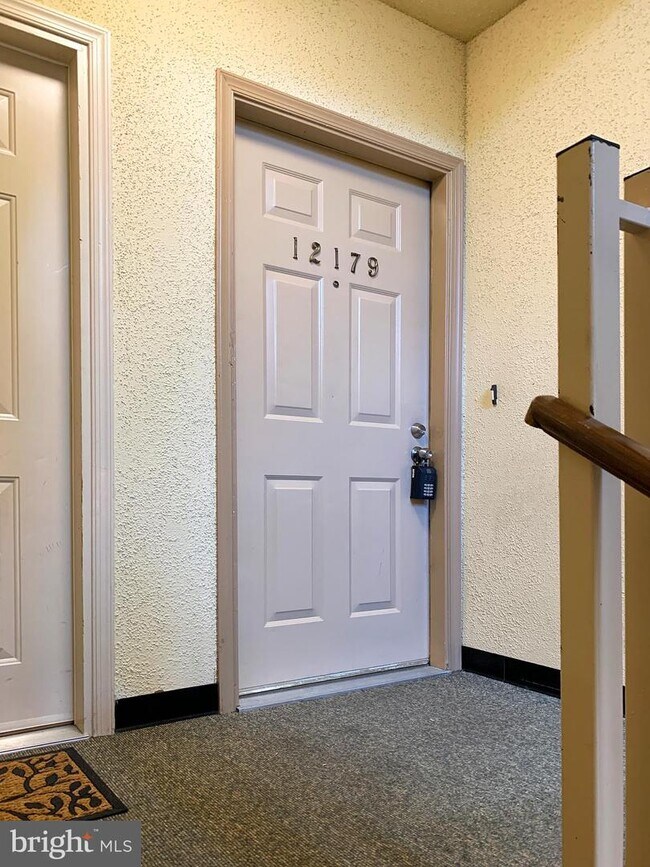 Foto del edificio - 12179 Chaucer Ln