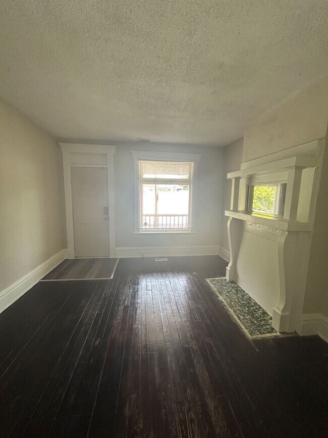 Foto del edificio - 163-165 S Princeton Ave