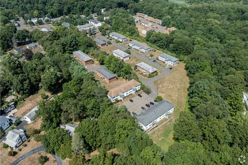 Foto del edificio - 1739 Foxon Rd