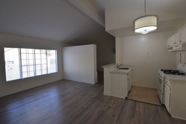 Building Photo - 5754 Colfax Ave