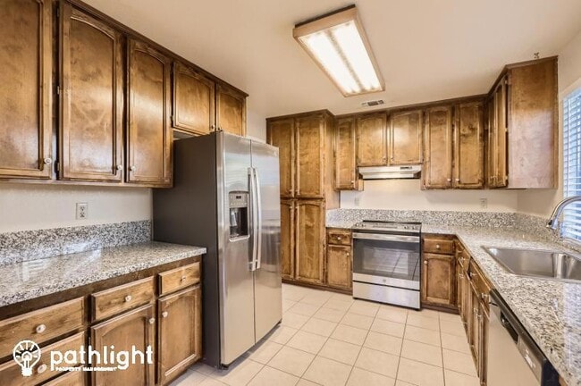 Building Photo - 4665 Monument Dr
