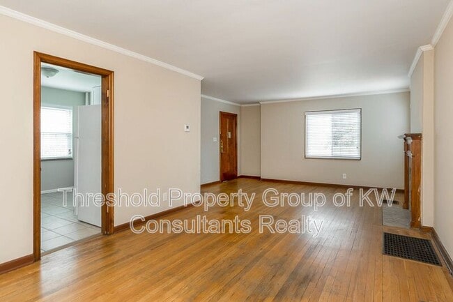 Foto del edificio - 872-874 Copeland Road