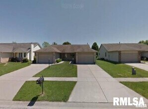 Building Photo - 212 Eagle Ridge Dr