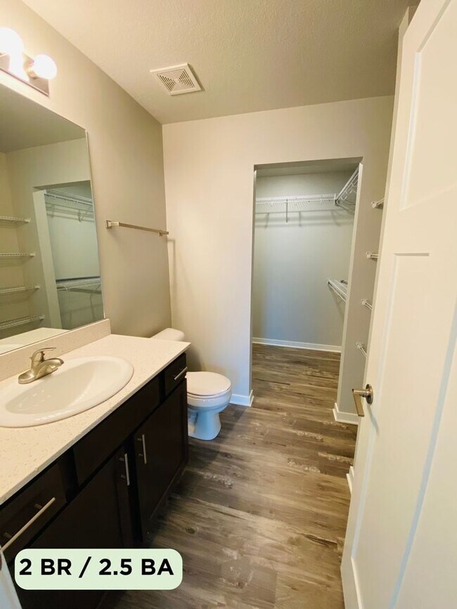 Foto del interior - Cove at Kettlestone Townhomes