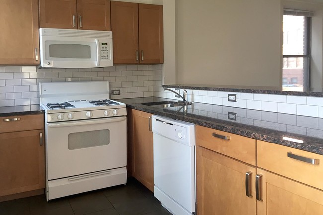 Kitchen - 5400-5406 S. Maryland Avenue