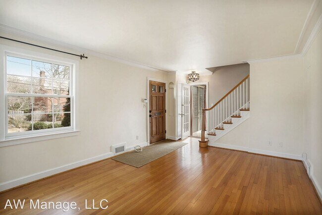 Foto del edificio - 3 br, 1.5 bath House - 304 Greenwich Ln