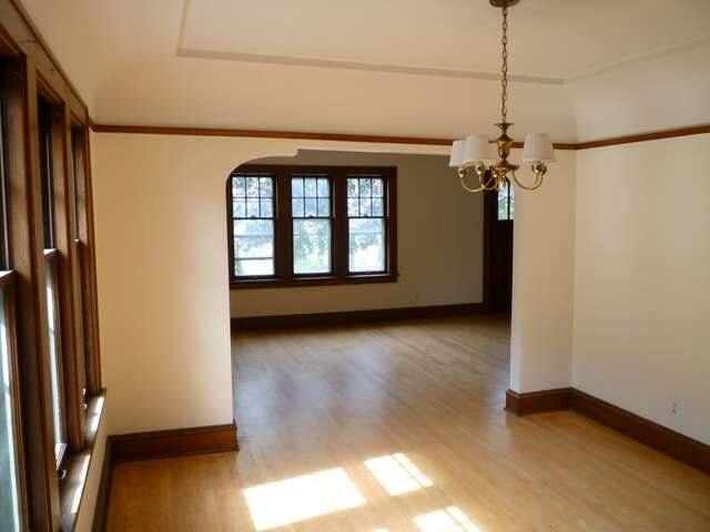 Foto del edificio - 4512 North Woodburn Street, Unit Lower