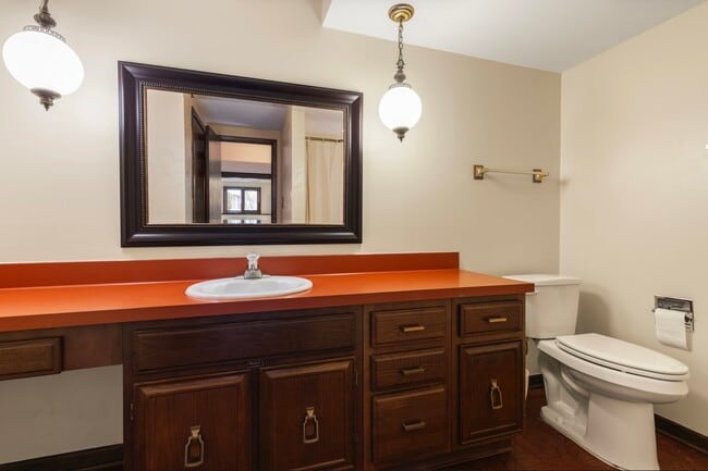 Foto del edificio - 5746 Berwick Pl