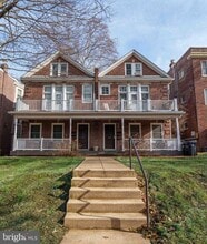 Building Photo - 1509 Delaware Ave