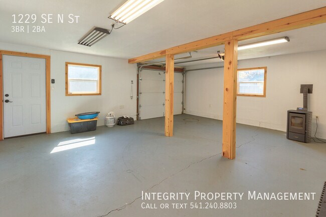 Foto del edificio - 1229 SE N St