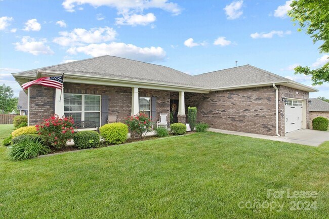 Building Photo - 7266 Kenyon Dr