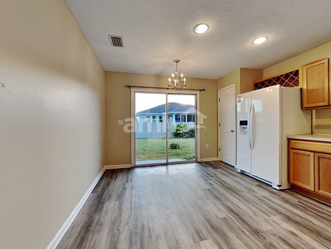 Building Photo - 86501 Cartesian Pointe Drive
