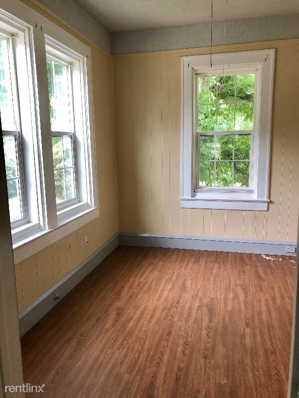 Building Photo - 2601 Fort Ave