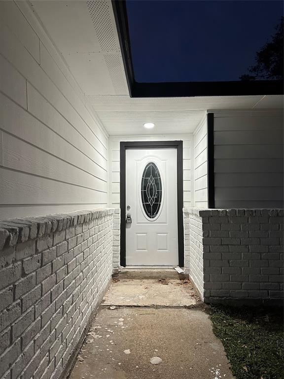 Building Photo - 4910 Croker Ridge Rd