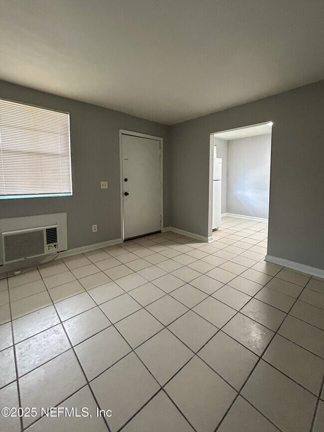 Foto del edificio - 1122 Woodruff Ave