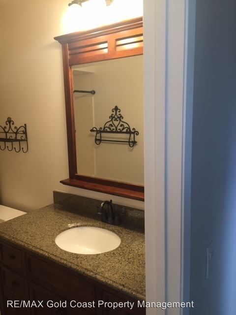 Building Photo - 533 Broderick Way