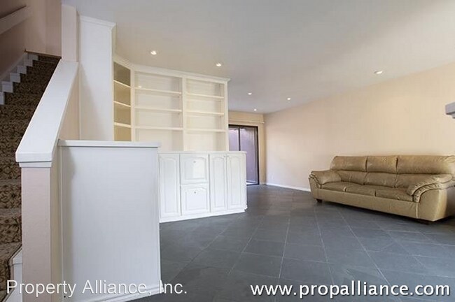 Foto del edificio - 2 br, 2 bath House - 1535 North Rim Court ...