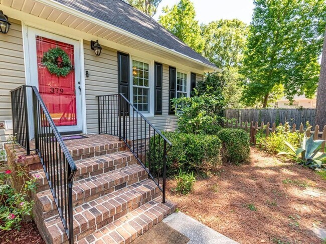 Foto del edificio - Charming  4-Bedroom Home in Myrtle Beach, ...