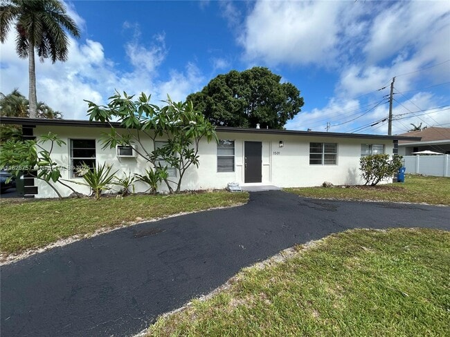 Foto del edificio - 1501 SW 21st St
