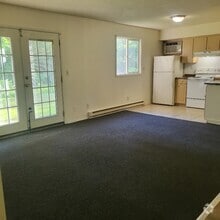 Building Photo - 1003 Colonial Dr
