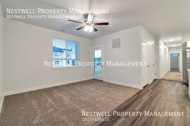 Foto del edificio - Modern 3-bed Condo in Riverton