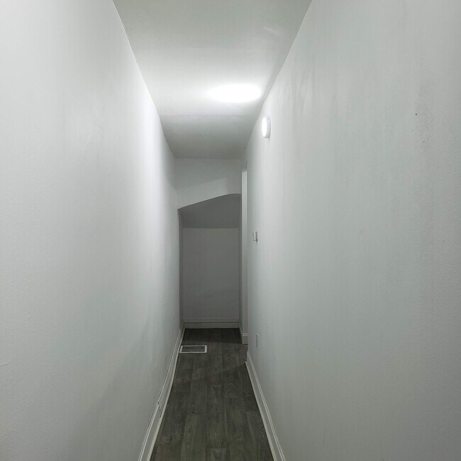 Foto del edificio - 3123 Norwood Ave