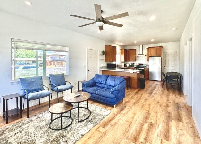 Building Photo - 401 S Oahu St