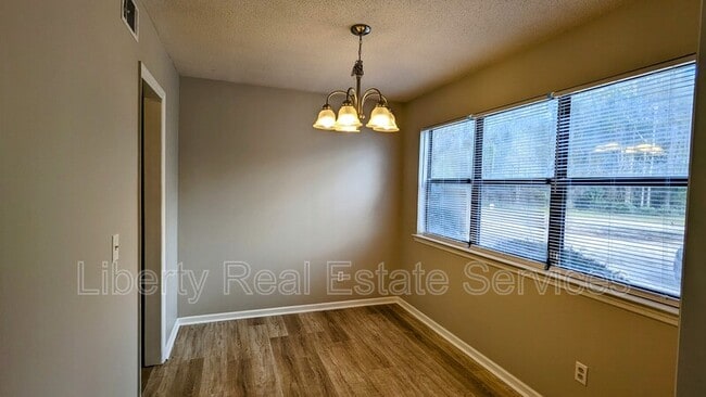 Building Photo - 601 Tupelo Trl