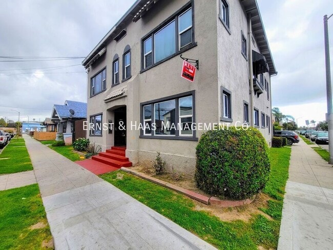 Photo - 708 E Burnett St House
