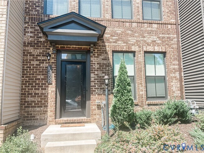 Foto del edificio - 14352 Colonyhouse Blvd