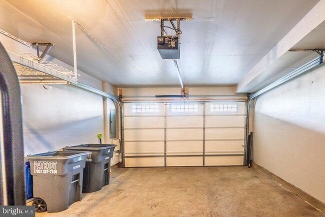 Building Photo - 20649 Duxbury Terrace