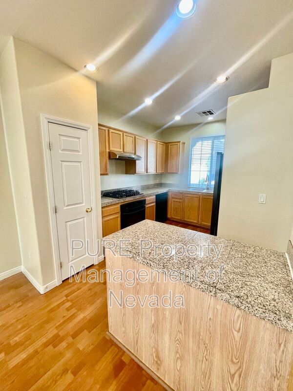 Building Photo - 6159 Sierra Mist Ave