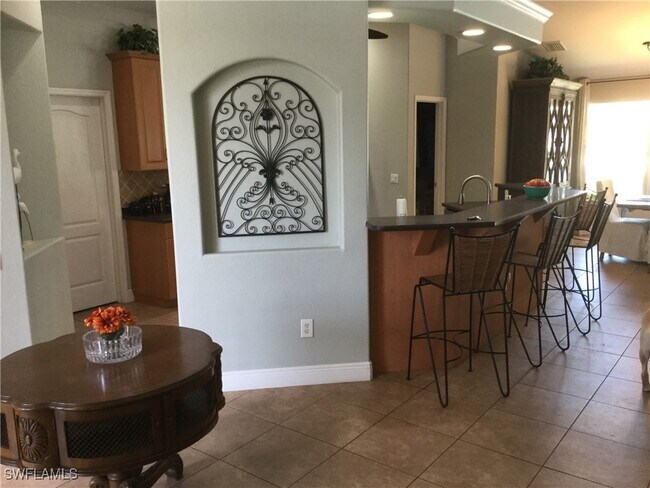 Foto del edificio - 4302 SW 19th Ave