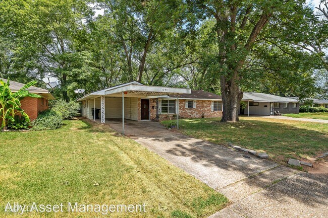 Foto del edificio - 3 br, 2 bath House - 1205 Amanda Dr